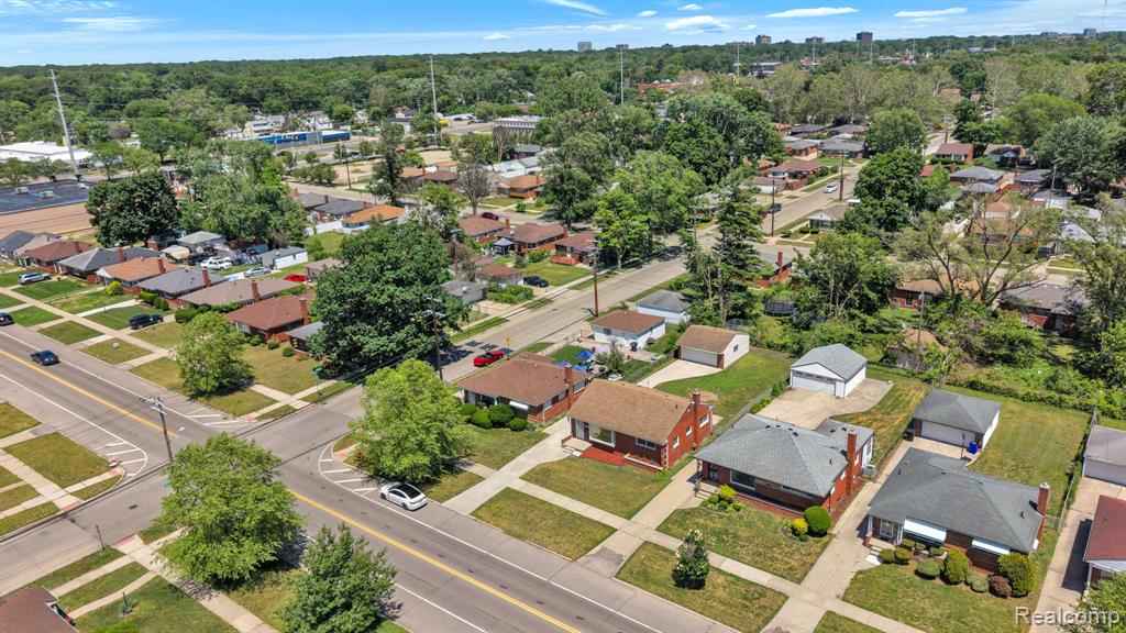 20300 Burt Road Detroit, MI 48219 - Photo 10 of 32