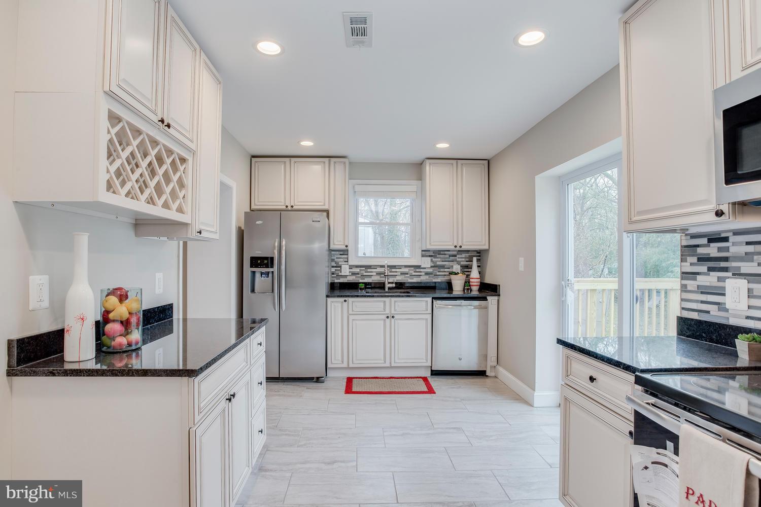 1506 Pattison Road Essex, MD 21221 - Photo 10 of 29 Kitchen