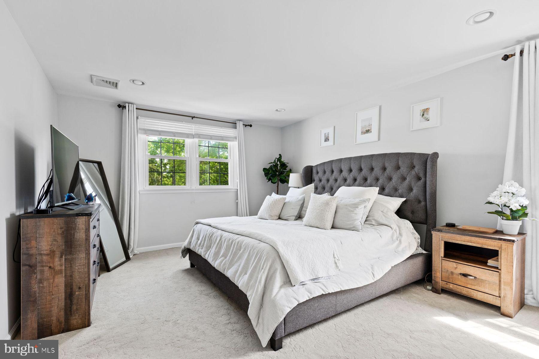 1537 Temple Drive Maple Glen, PA 19002 - Photo 19 of 32