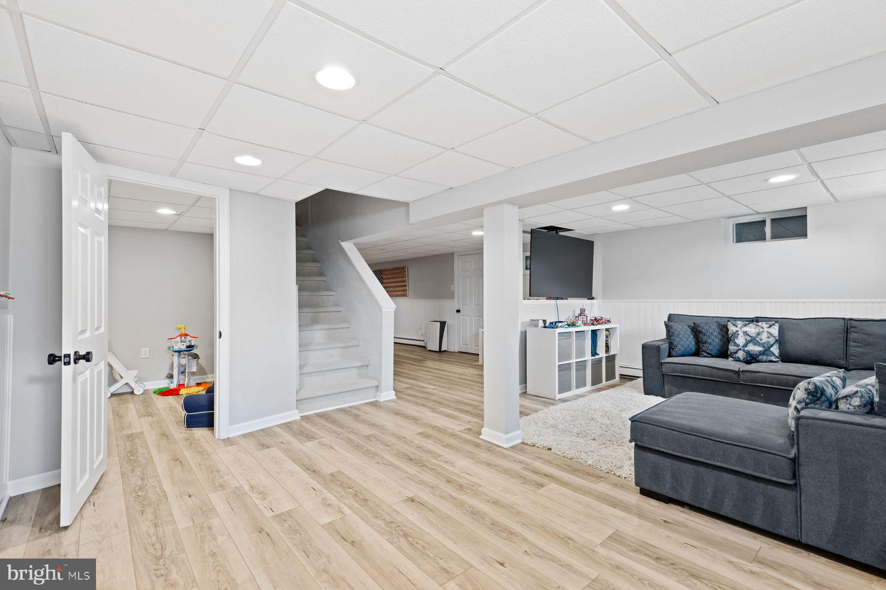 1537 Temple Drive Maple Glen, PA 19002 - Photo 25 of 32