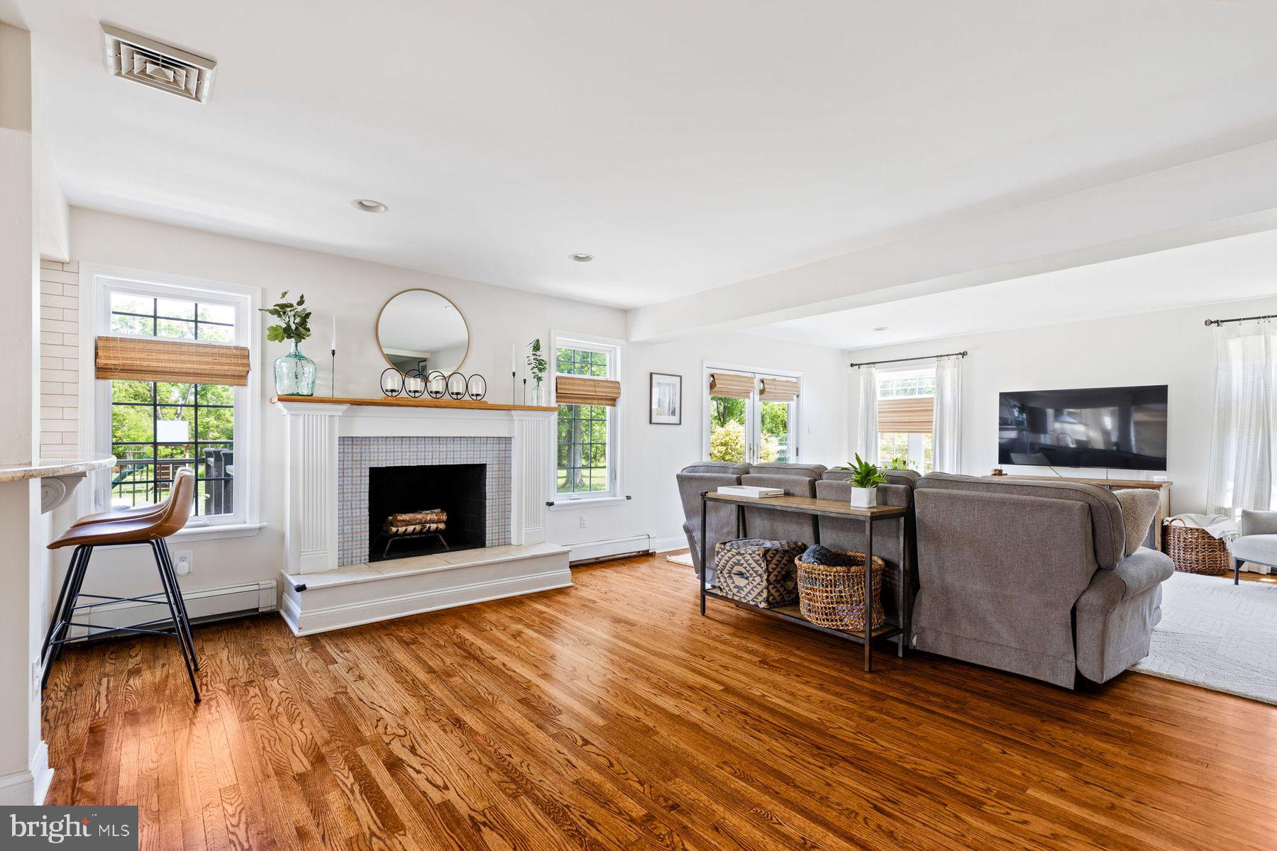 1537 Temple Drive Maple Glen, PA 19002 - Photo 7 of 32