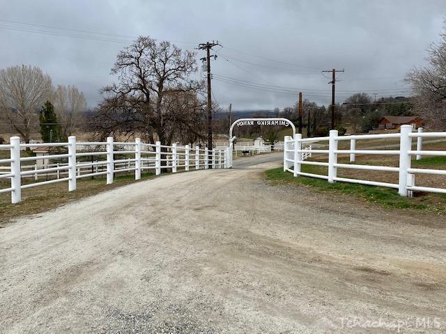21719 Old Town Road Tehachapi, CA 93561 - Photo 3 of 75 Gallery Image 3