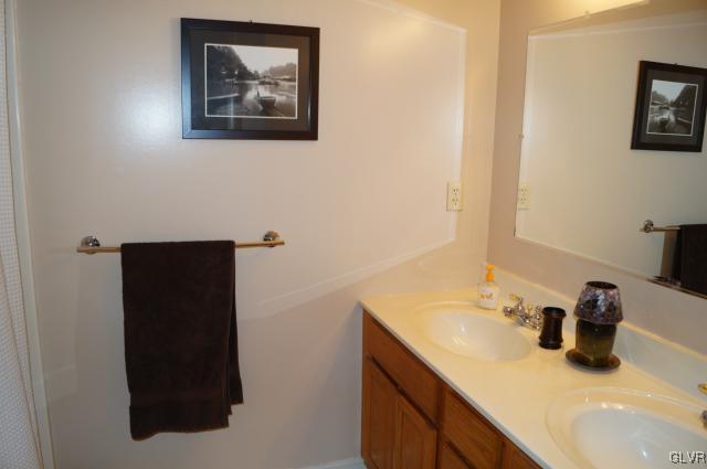 509 Howertown Road Northampton, PA 18067 - Photo 12 of 24 Gallery Image 12