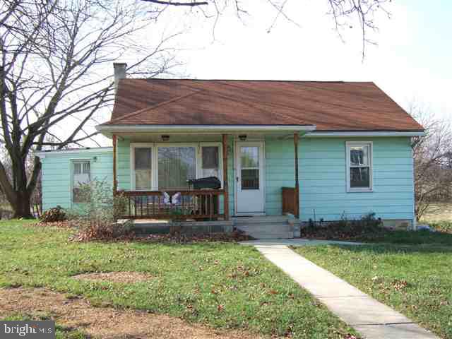 70 Meadowbrook Road Carlisle, PA 17015 - Photo 1 of 3 Gallery Image 1