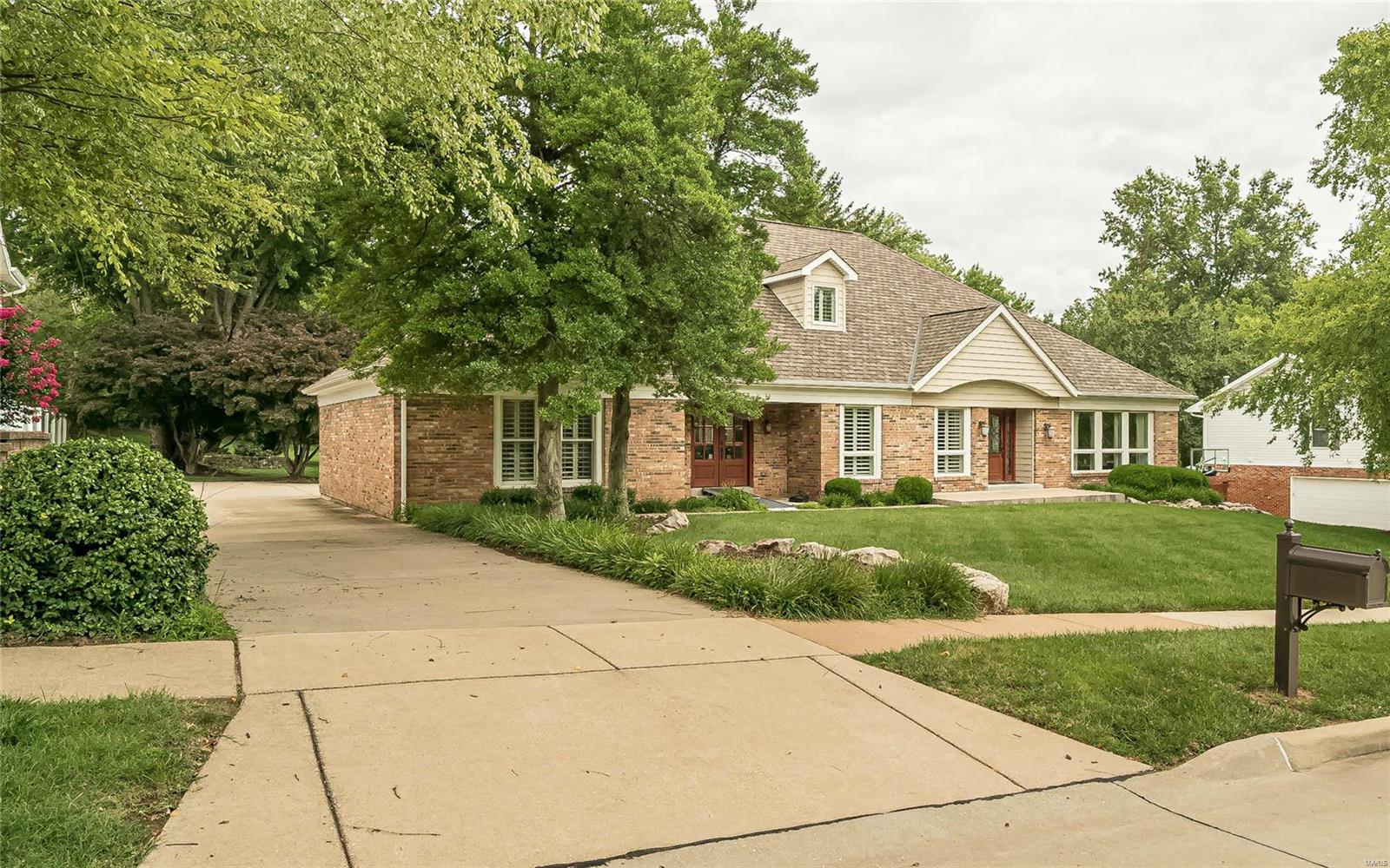 202 Stablestone Drive Chesterfield, MO 63017 - Photo 4 of 87