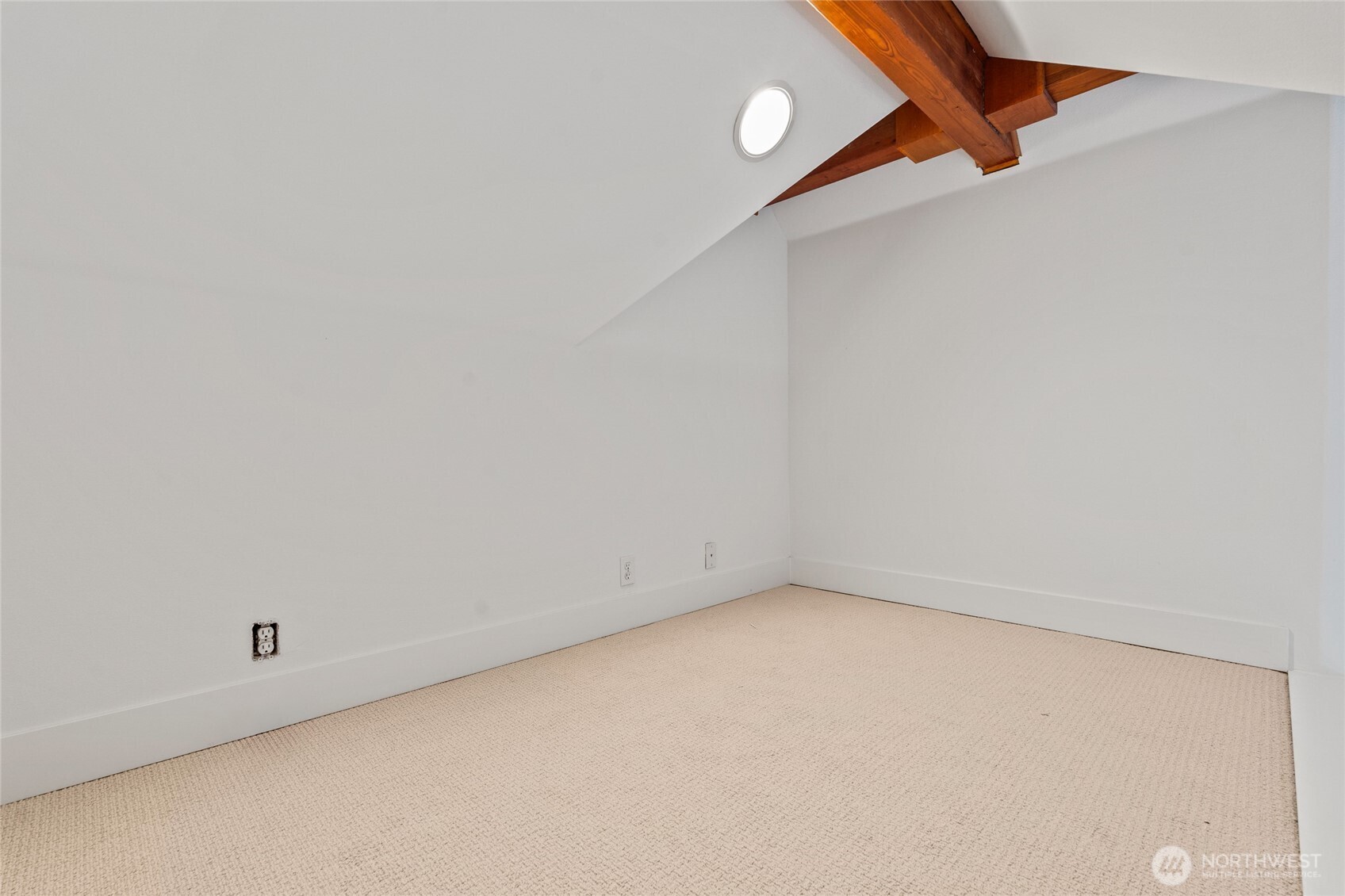 910 North 74th Street Seattle, WA 98103 - Photo 12 of 25