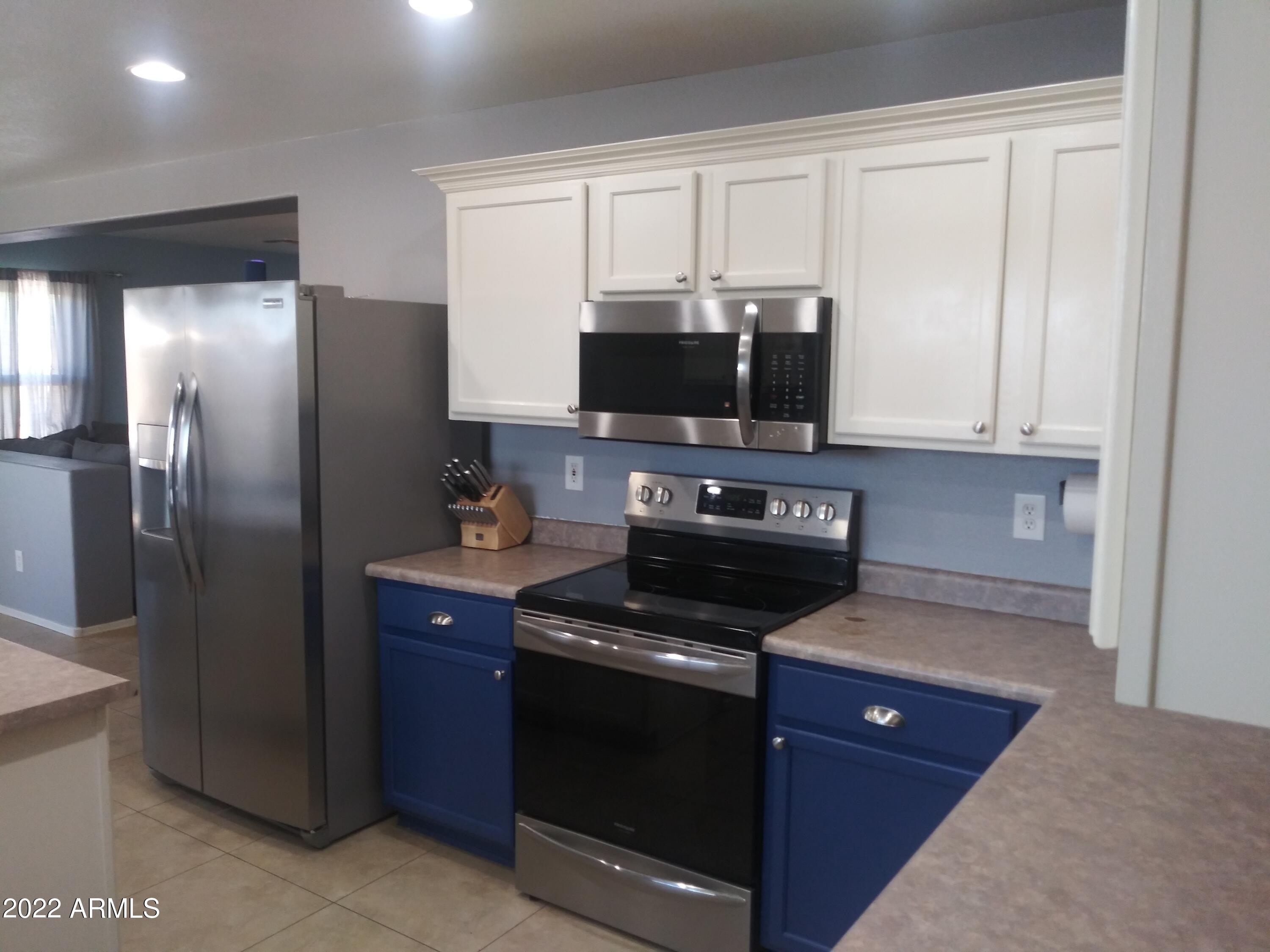 3239 South Conestoga Road Apache Junction, AZ 85119 - Photo 17 of 38 Kitchen 3