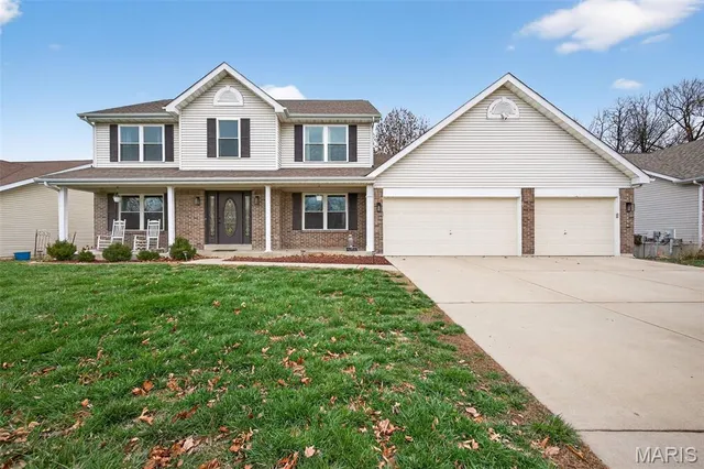 $473,500 | 1222 Pinehurst Club Court, O'Fallon, MO 63366