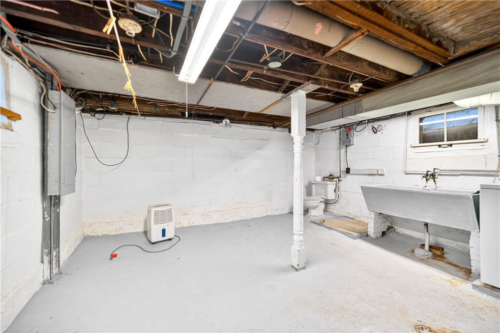 1008 Nimick Avenue Monaca, PA 15061 - Photo 40 of 42