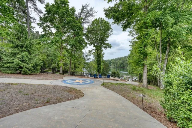 $1,849,000 | 236 Watts Place South, Blairsville, GA 30512