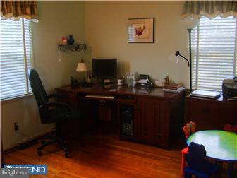 86 Tee Road Oreland, PA 19075 - Photo 8 of 12 Bedroom 2