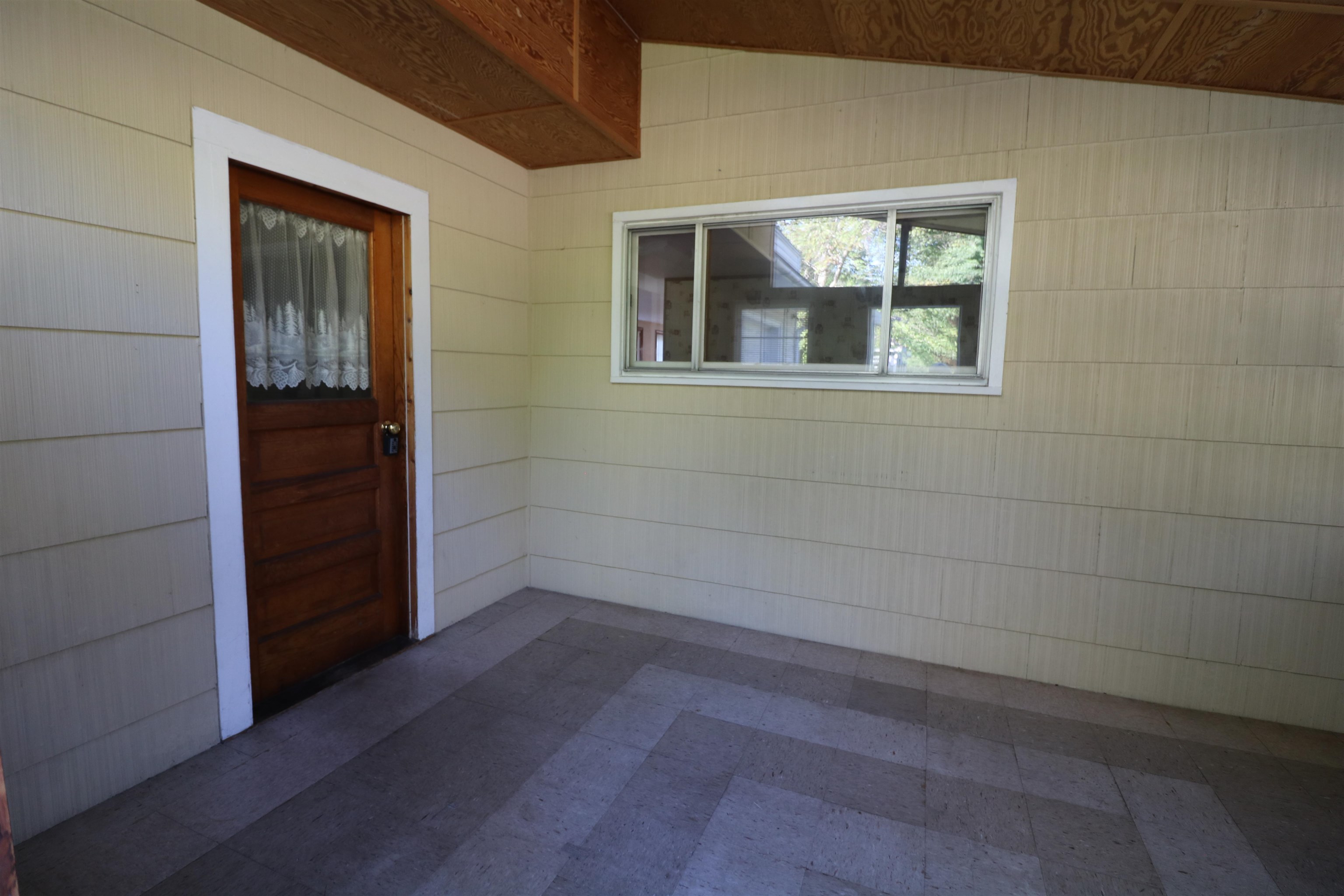 308 Squantum Road Jaffrey, NH 03452 - Photo 13 of 40