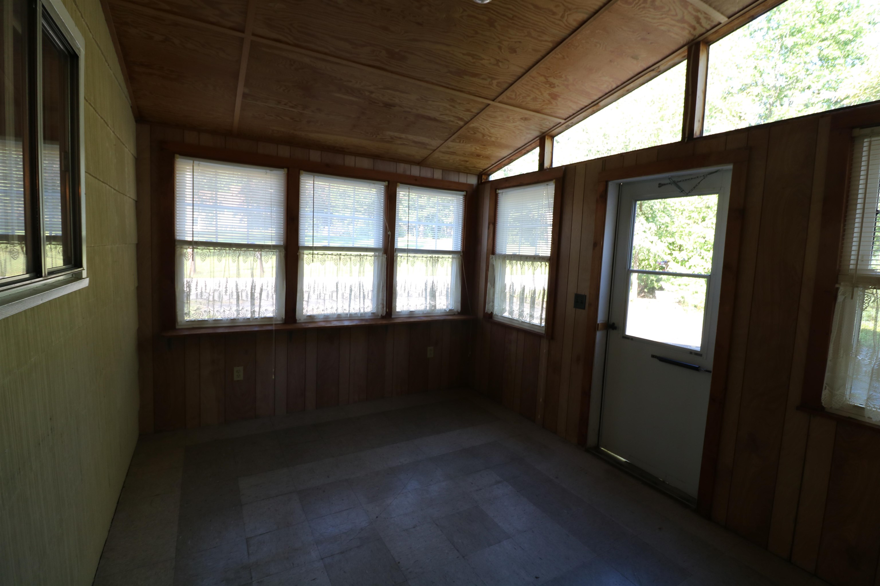 308 Squantum Road Jaffrey, NH 03452 - Photo 37 of 40