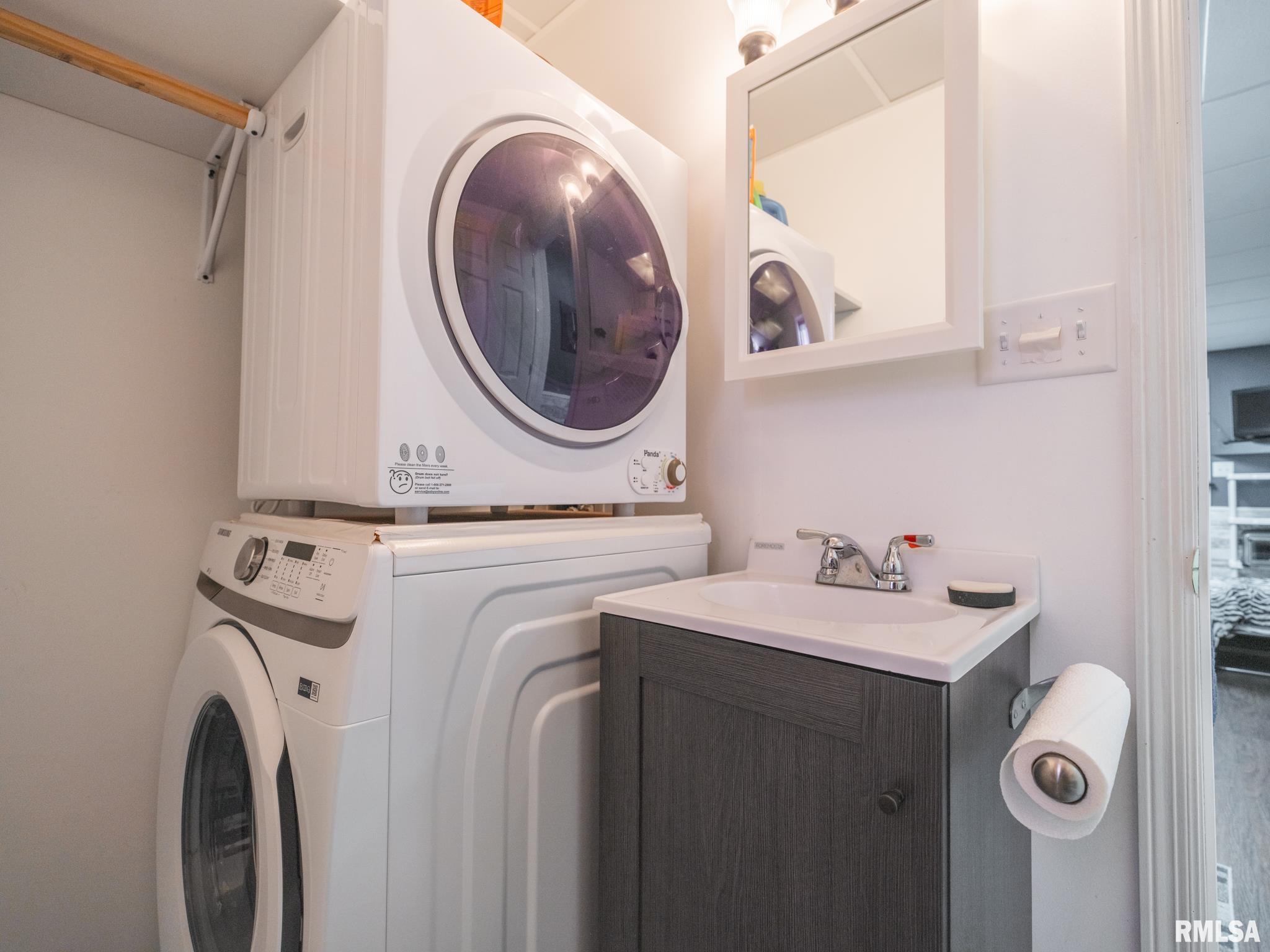 103 Cherry Lane Washington, IL 61571 - Photo 12 of 75