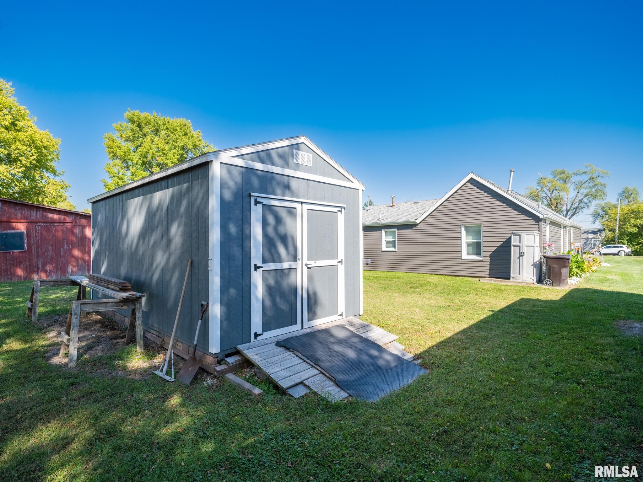 103 Cherry Lane Washington, IL 61571 - Photo 36 of 75