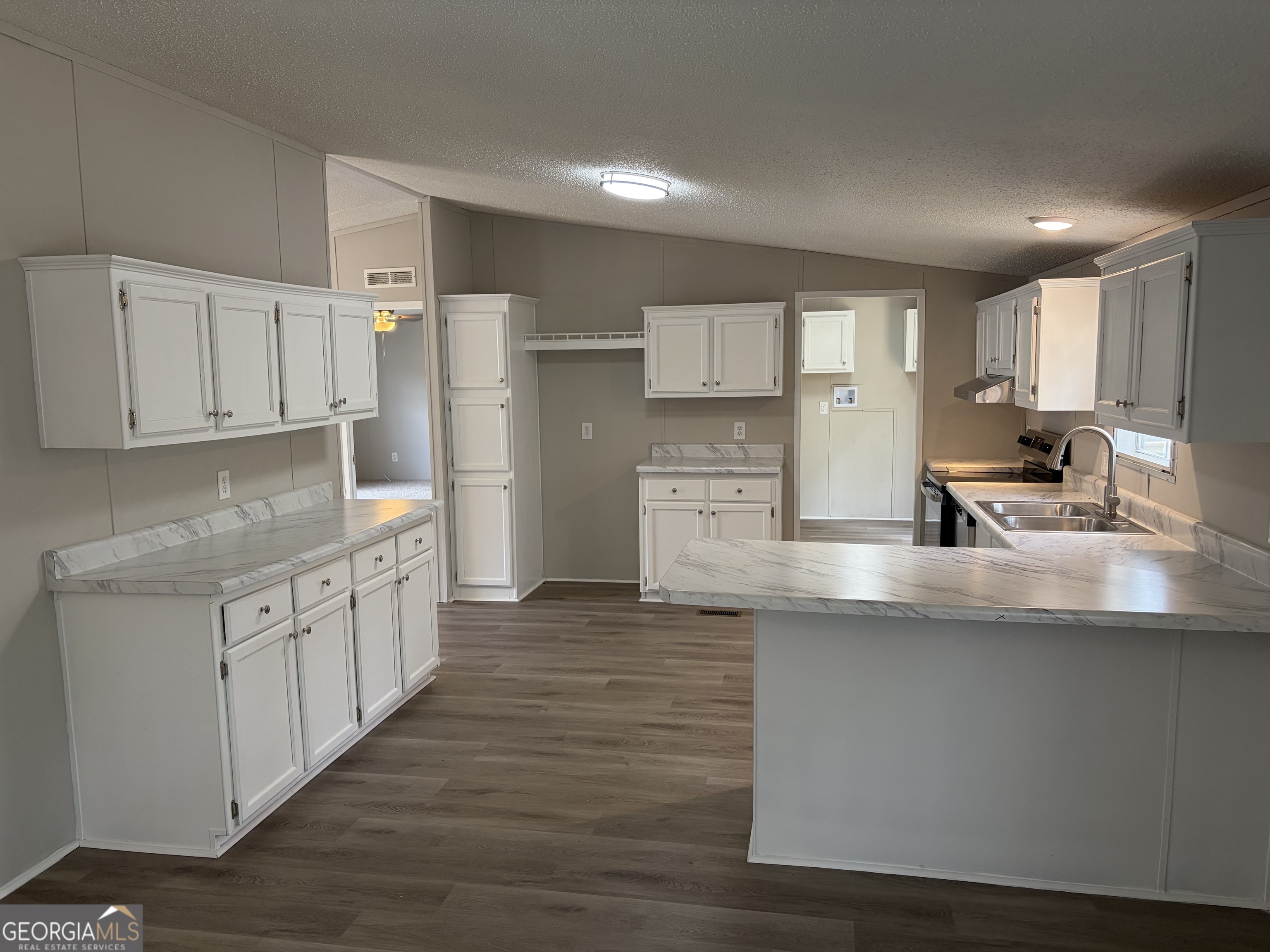 643 Pine Cone Road Dublin, GA 31021 - Photo 7 of 30