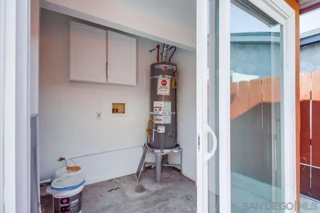 a view of a kitchen and a kitchen