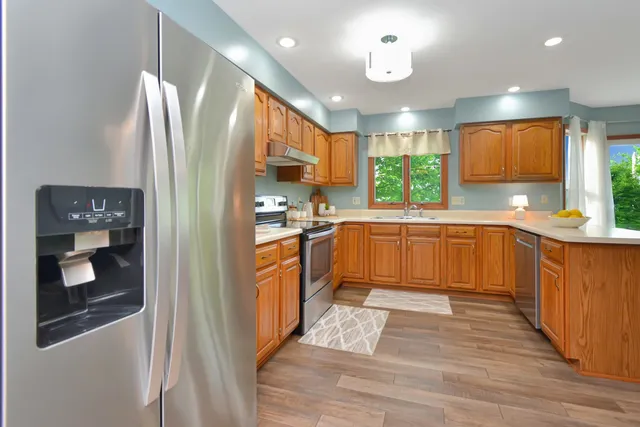 $360,000 | 1418 East Ironwood Drive, Normal, IL 61761