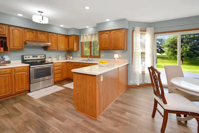 $360,000 | 1418 East Ironwood Drive, Normal, IL 61761