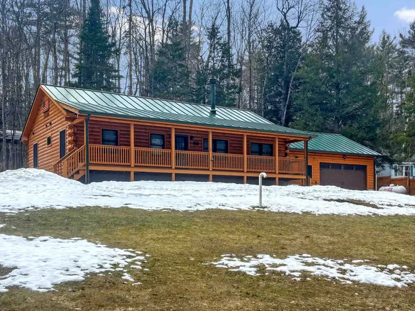 $520,000 | 11 Amherst Lane, Haverhill, NH 03785