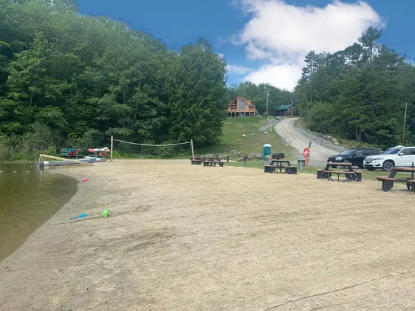 $520,000 | 11 Amherst Lane, Haverhill, NH 03785