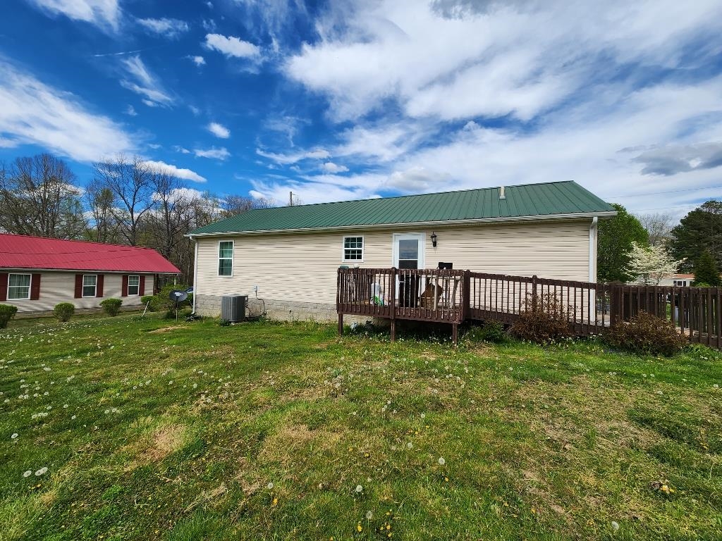 330 Silverhawk Road Olive Hill, KY 41164 - Photo 4 of 15