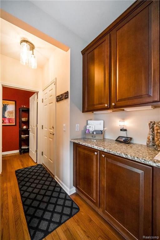 676 Windsong Drive Rochester Hills, MI 48307 - Photo 14 of 38