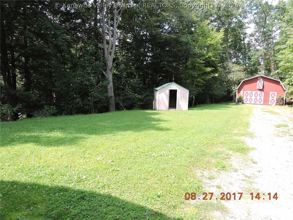 116 Atlas Road South Charleston, WV 25309 - Photo 4 of 22 Gallery Image 4