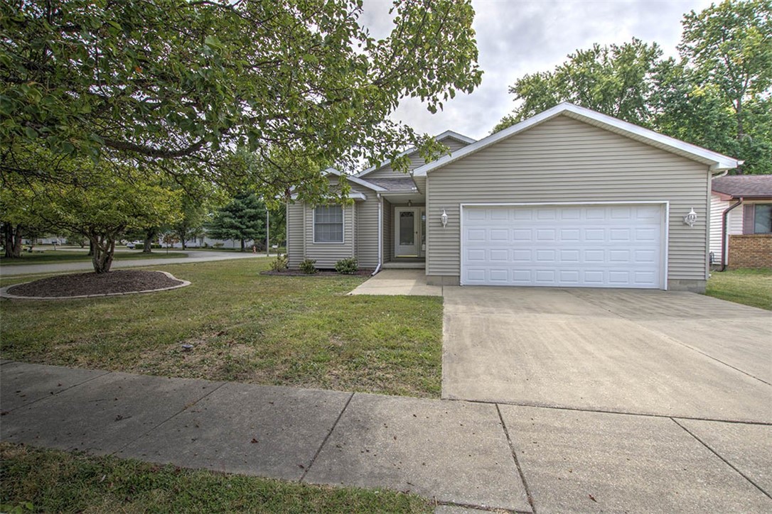 4545 East Hayden Court Decatur, IL 62521 - Photo 1 of 21