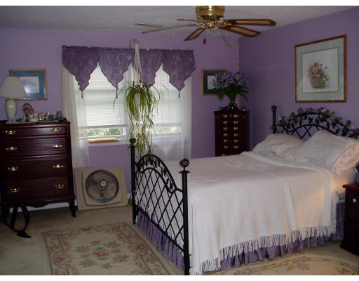 20 A Gates Road Worcester, MA 01603 - Photo 6 of 10 Gallery Image 6