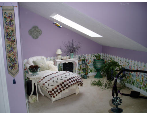 20 A Gates Road Worcester, MA 01603 - Photo 8 of 10 Gallery Image 8