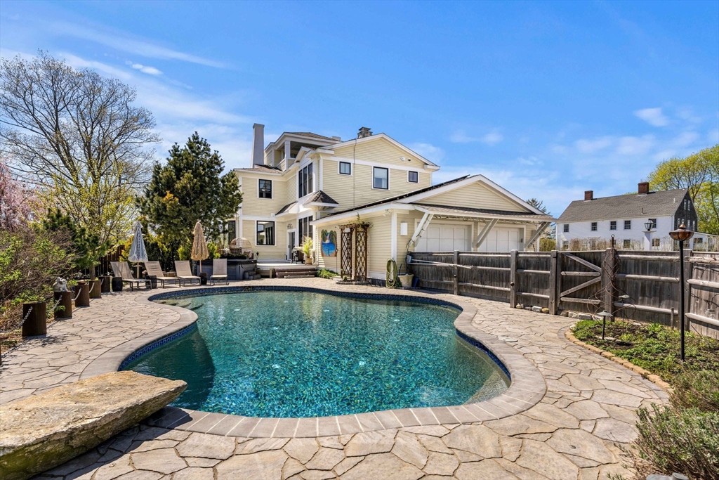105 High Road, Unit 105 Newbury, MA 01951 - Photo 1 of 42