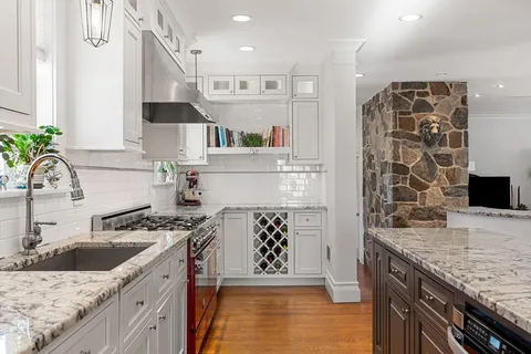 $2,395,000 | 105 High Road, Unit 105, Newbury, MA 01951