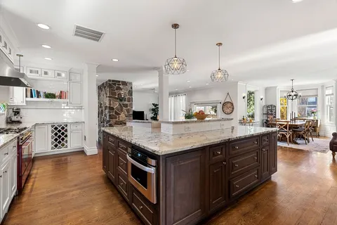 $2,395,000 | 105 High Road, Unit 105, Newbury, MA 01951