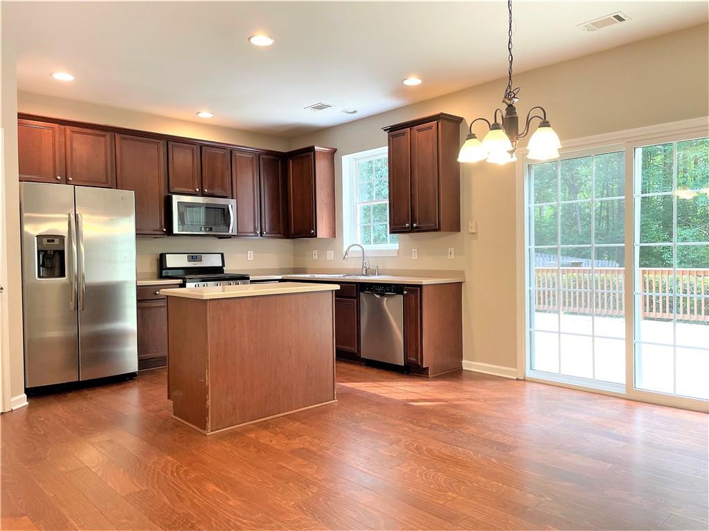 3045 Spring Field Court Alpharetta, GA 30004 - Photo 9 of 34