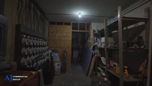 a view of walk in closet