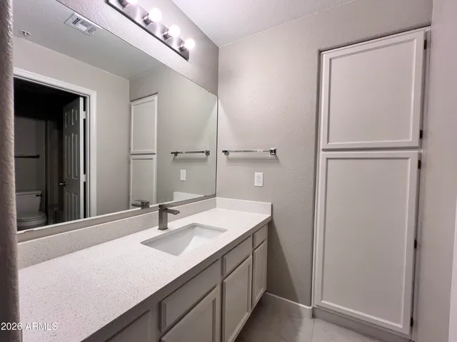 $1,950 | 1800 West Elliot Road, Unit 129, Chandler, AZ 85224