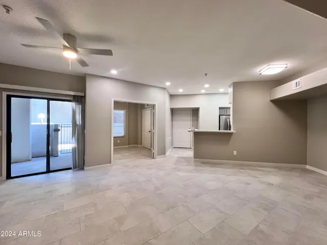 $1,950 | 1800 West Elliot Road, Unit 129, Chandler, AZ 85224