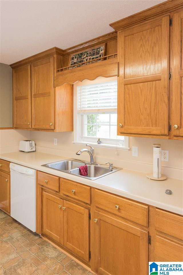 1646 Cedar Creek Road Odenville, AL 35120 - Photo 14 of 40