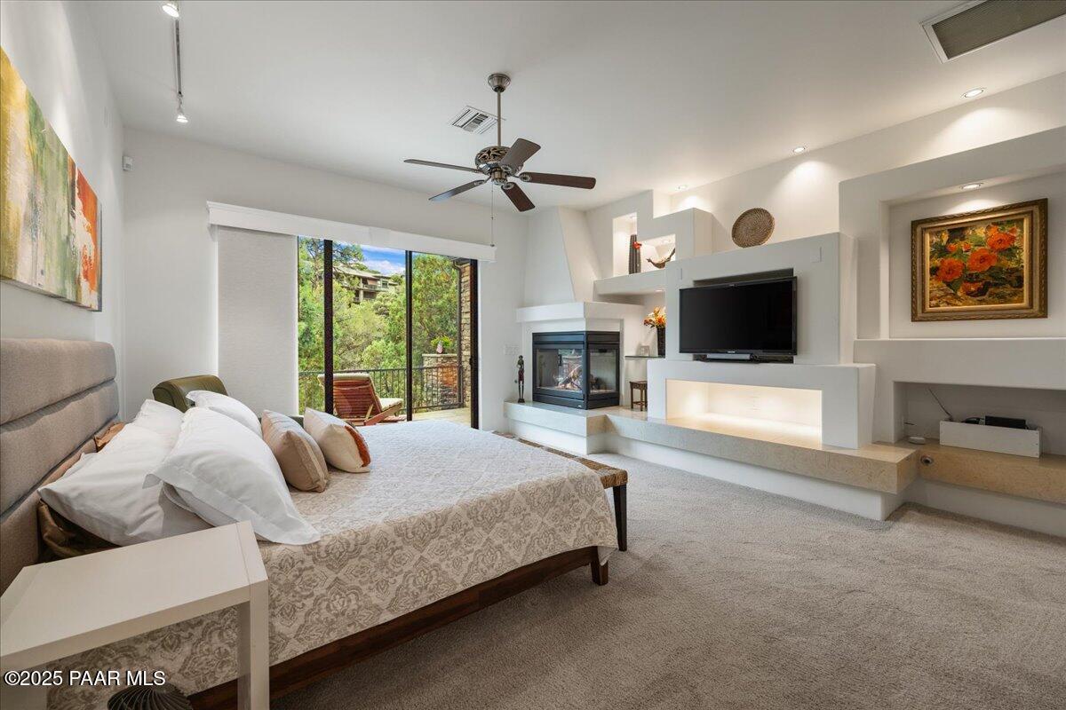 577 Donnybrook Circle Prescott, AZ 86303 - Photo 18 of 56 Primary Suite