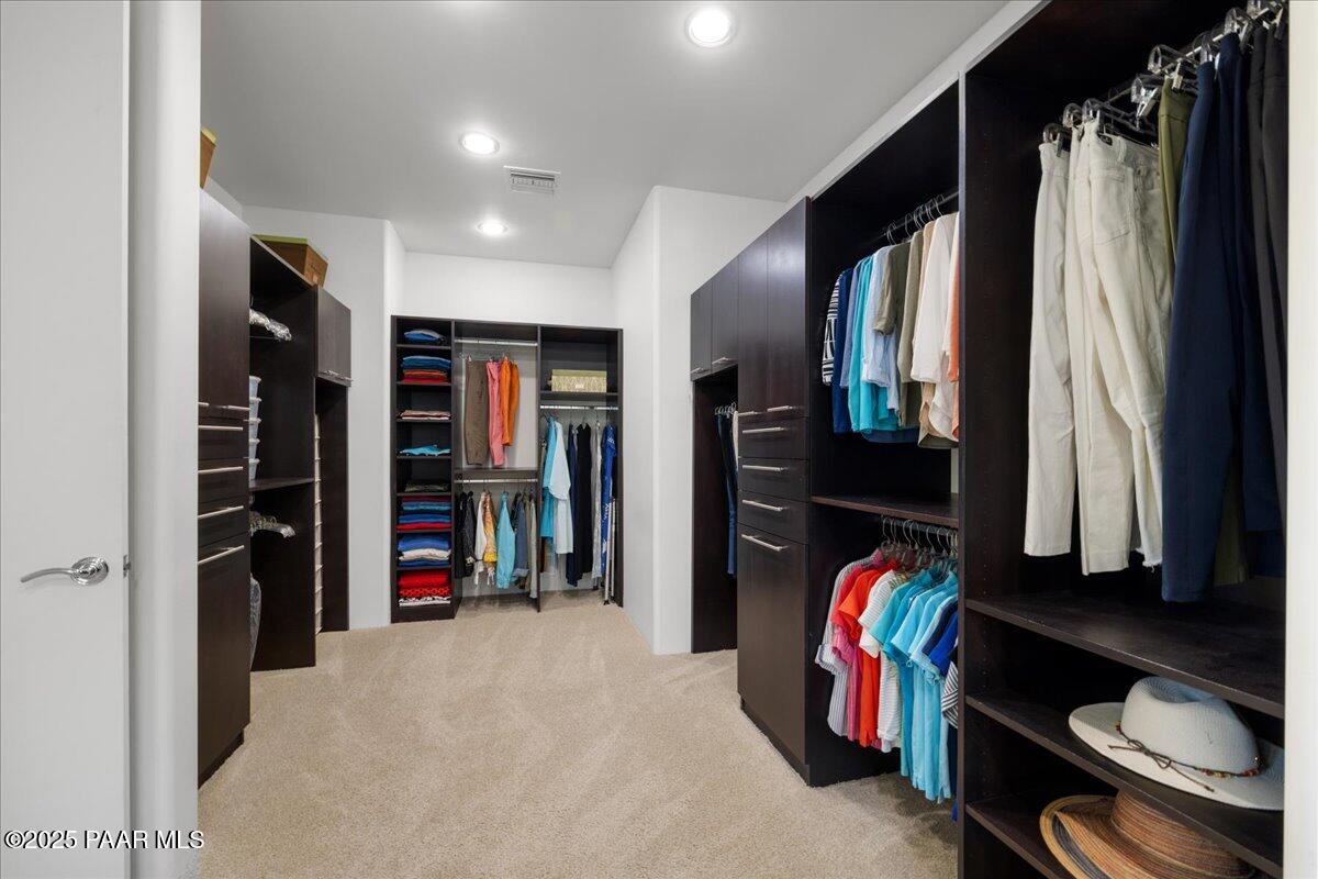 577 Donnybrook Circle Prescott, AZ 86303 - Photo 21 of 56 Primary Suite Closet