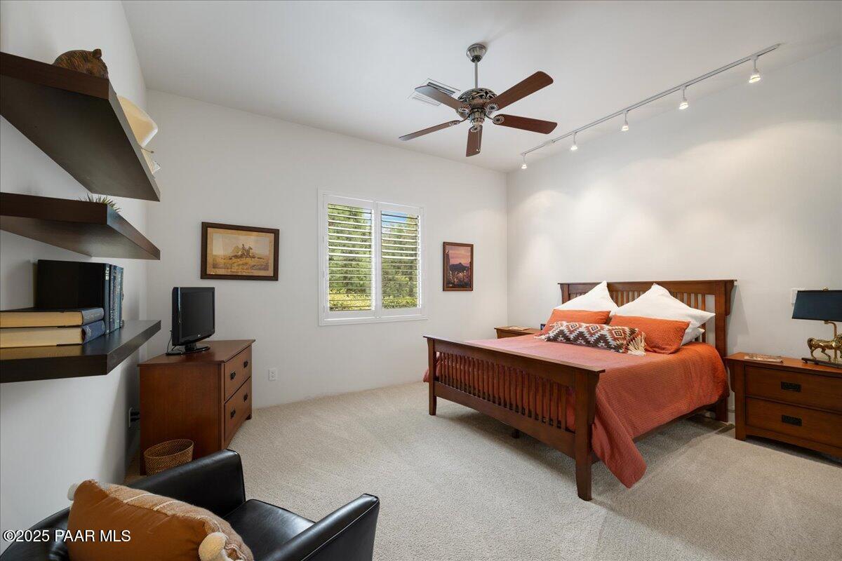 577 Donnybrook Circle Prescott, AZ 86303 - Photo 24 of 56 En-Suite Bedroom 2
