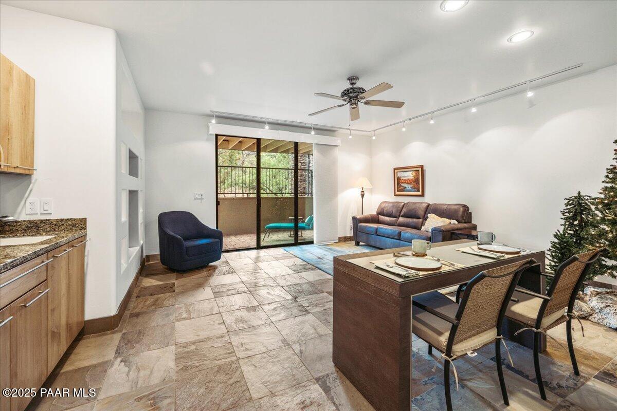 577 Donnybrook Circle Prescott, AZ 86303 - Photo 36 of 56 Lower level Living area