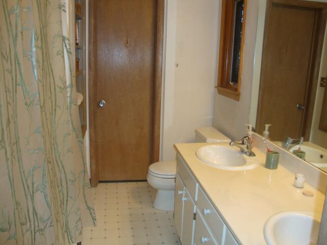 2512 Johnston Road Columbus, OH 43220 - Photo 14 of 18 Gallery Image 14