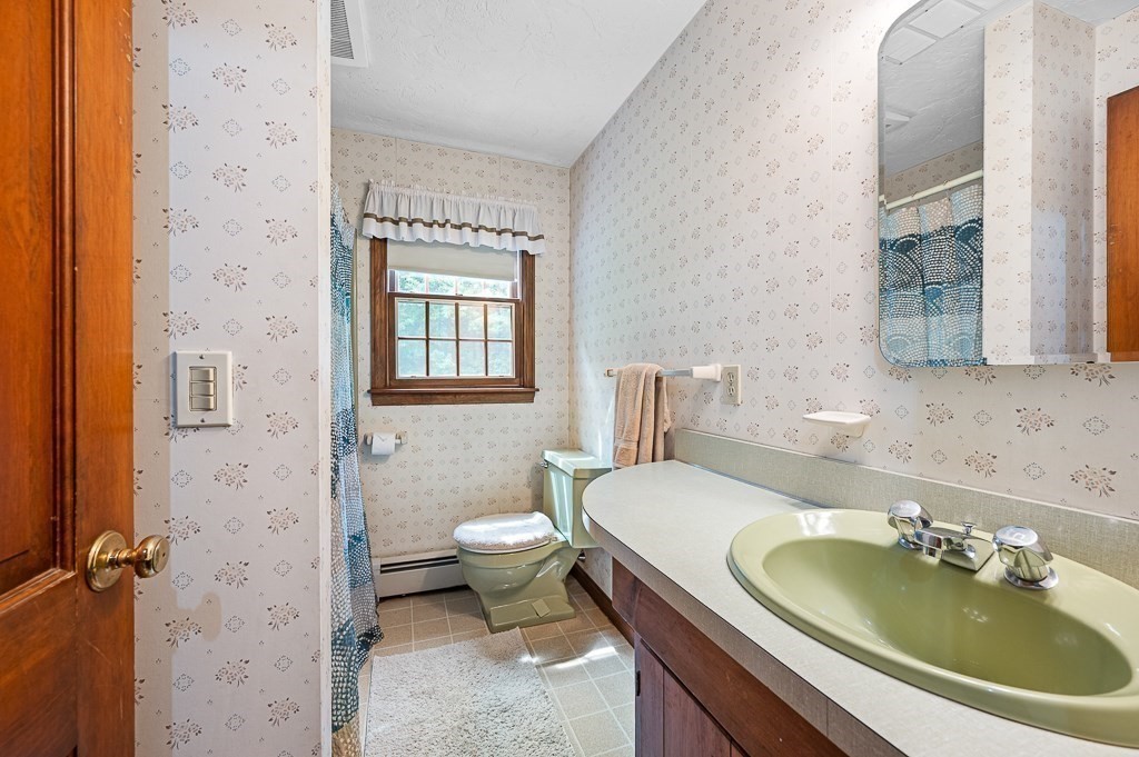 125 Rice Avenue Northborough, MA 01532 - Photo 19 of 40