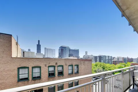 $325,000 | 111 South Morgan Street, Unit 620, Chicago, IL 60607