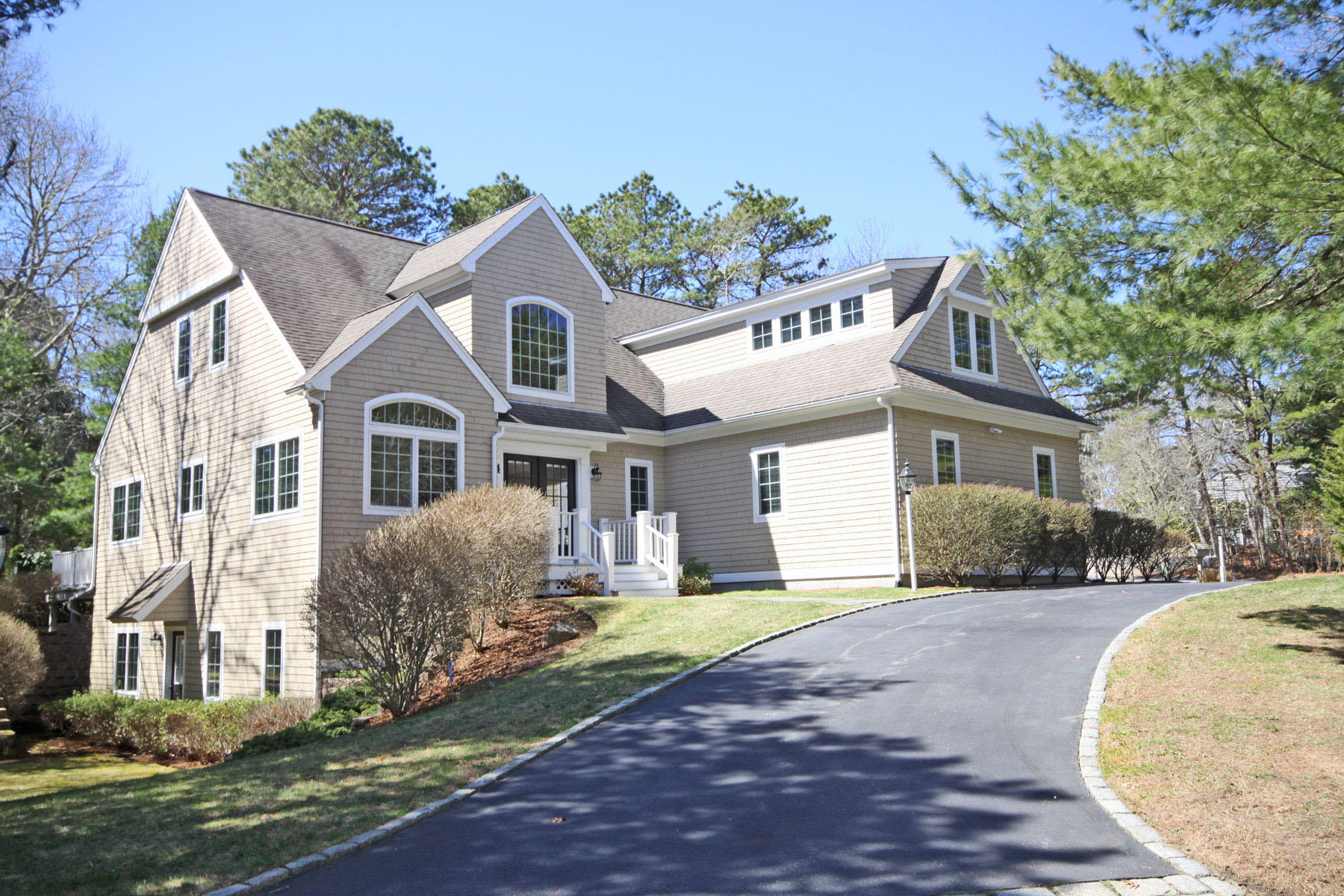 4 Prestwick Lane Mashpee, MA 02649 - Photo 1 of 23 IMG_4835