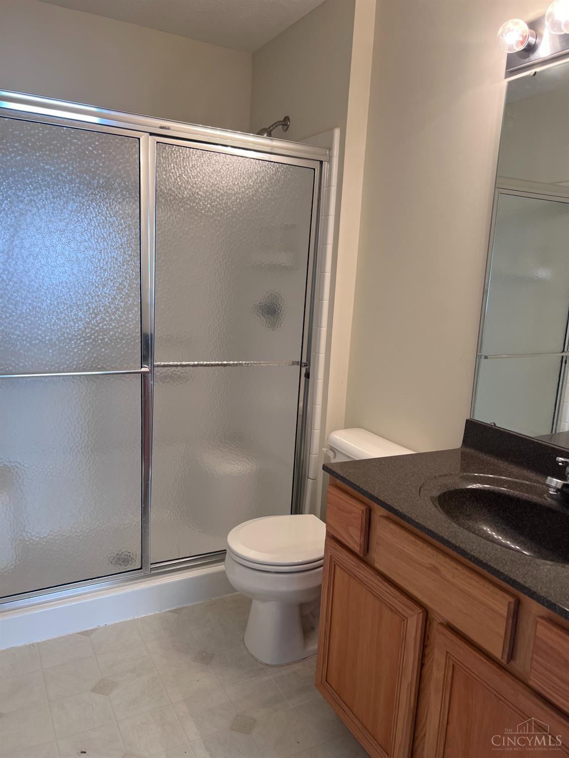 3414 North Bend Road, Unit 4 Cincinnati, OH 45247 - Photo 3 of 21 Gallery Image 3
