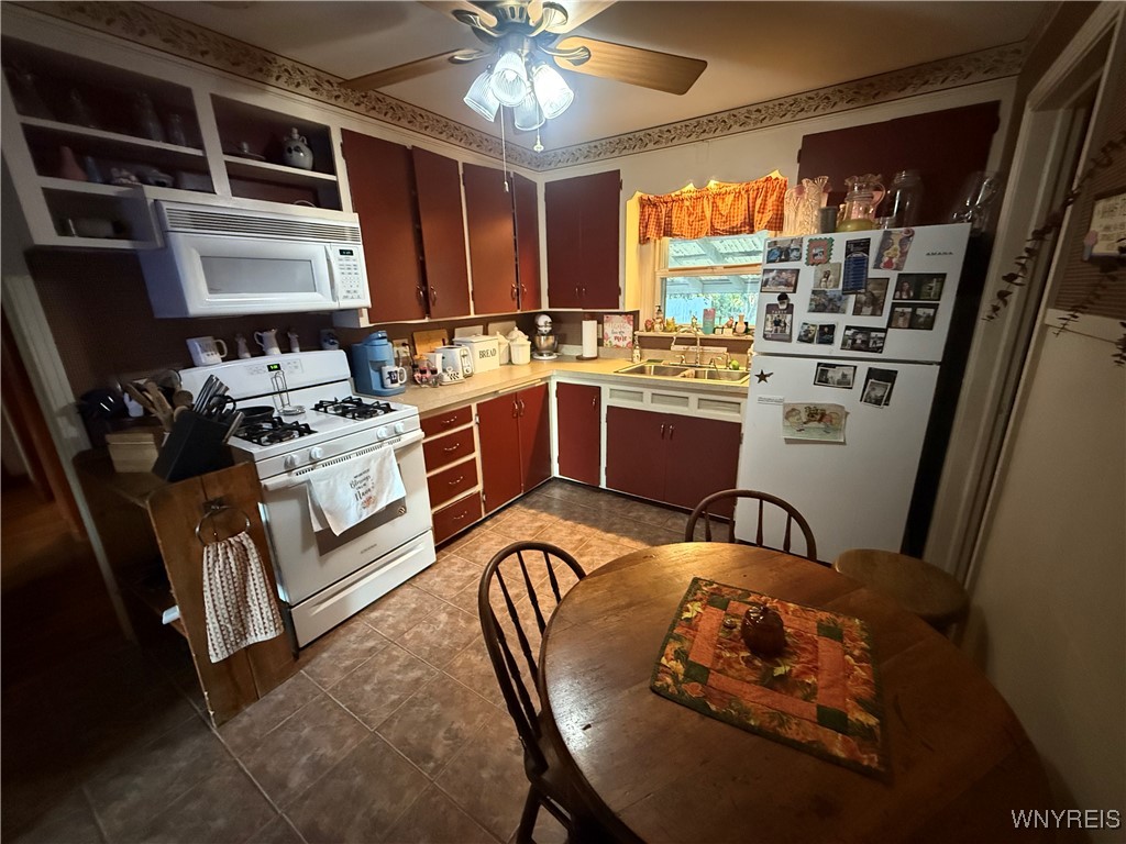 519 Davis Avenue Ridgeway, NY 14103 - Photo 3 of 9