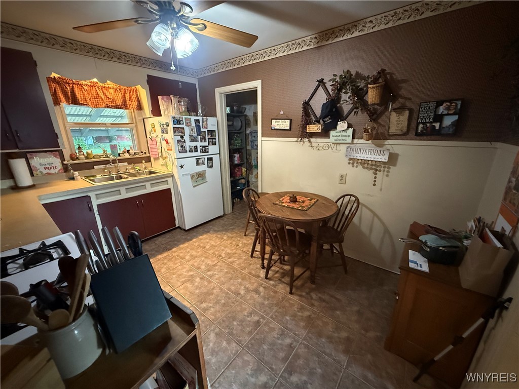 519 Davis Avenue Ridgeway, NY 14103 - Photo 4 of 9